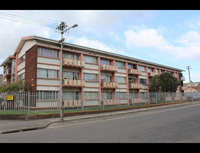 1 BEDROOM APARTMENT FOR SALE IN PAROW CENTRAL